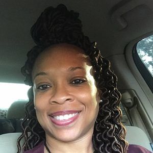 Meet your Posher, Tivia